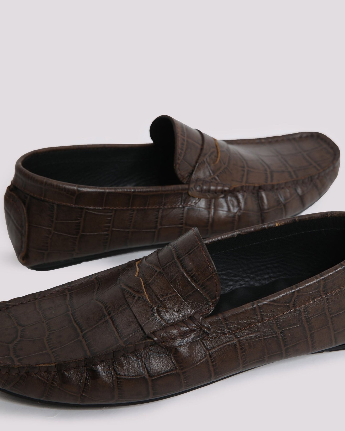 COFFEE TEXTURED LEATHER MOCCASIN - Hi-Street