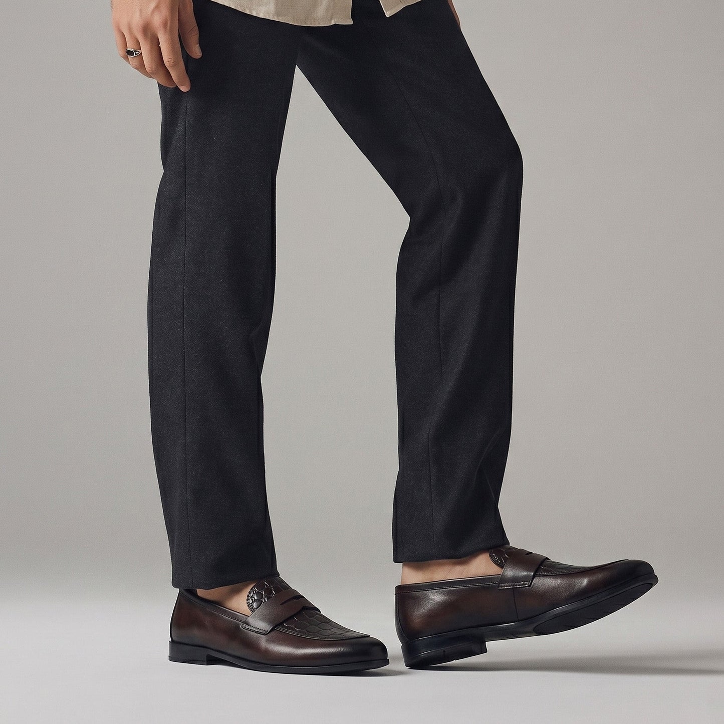 MAROON CROCO TEXTURED SHOES - Hi-Street