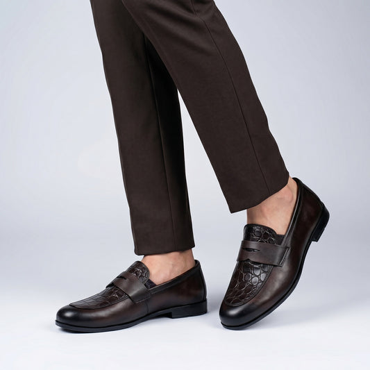 MAROON CROCO TEXTURED SHOES - Hi-Street