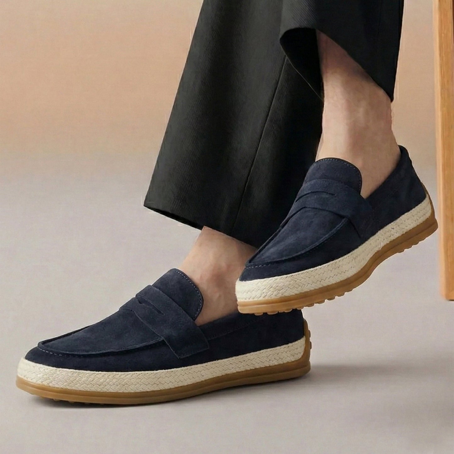 NAVY SUEDE RETRO SHOES - Hi-Street