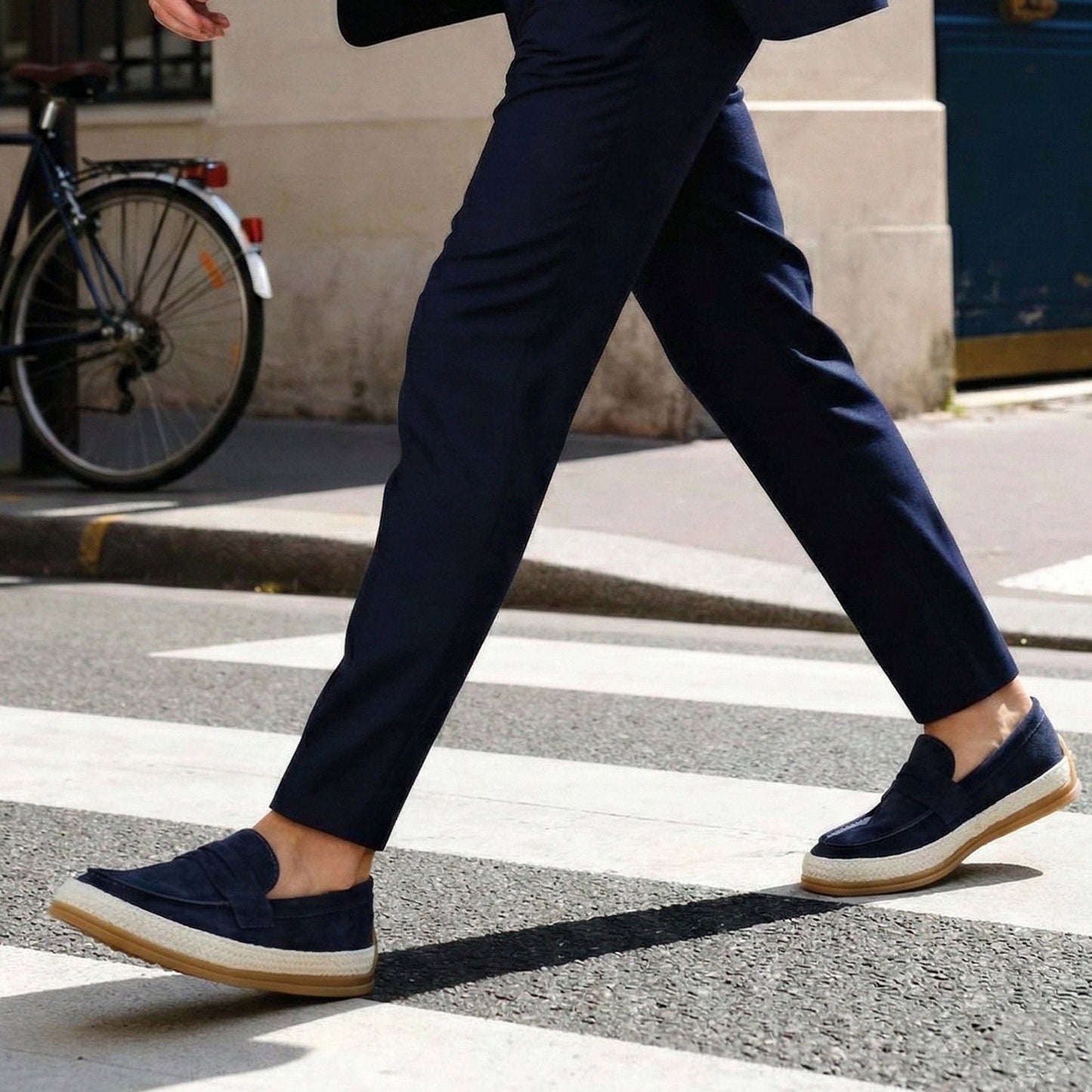 NAVY SUEDE RETRO SHOES - Hi-Street
