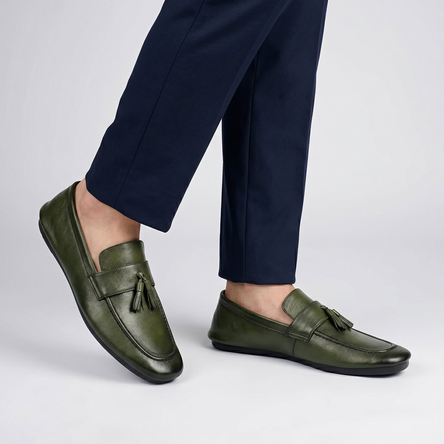 OLIVE LEATHER TASSEL LOAFER - Hi-Street