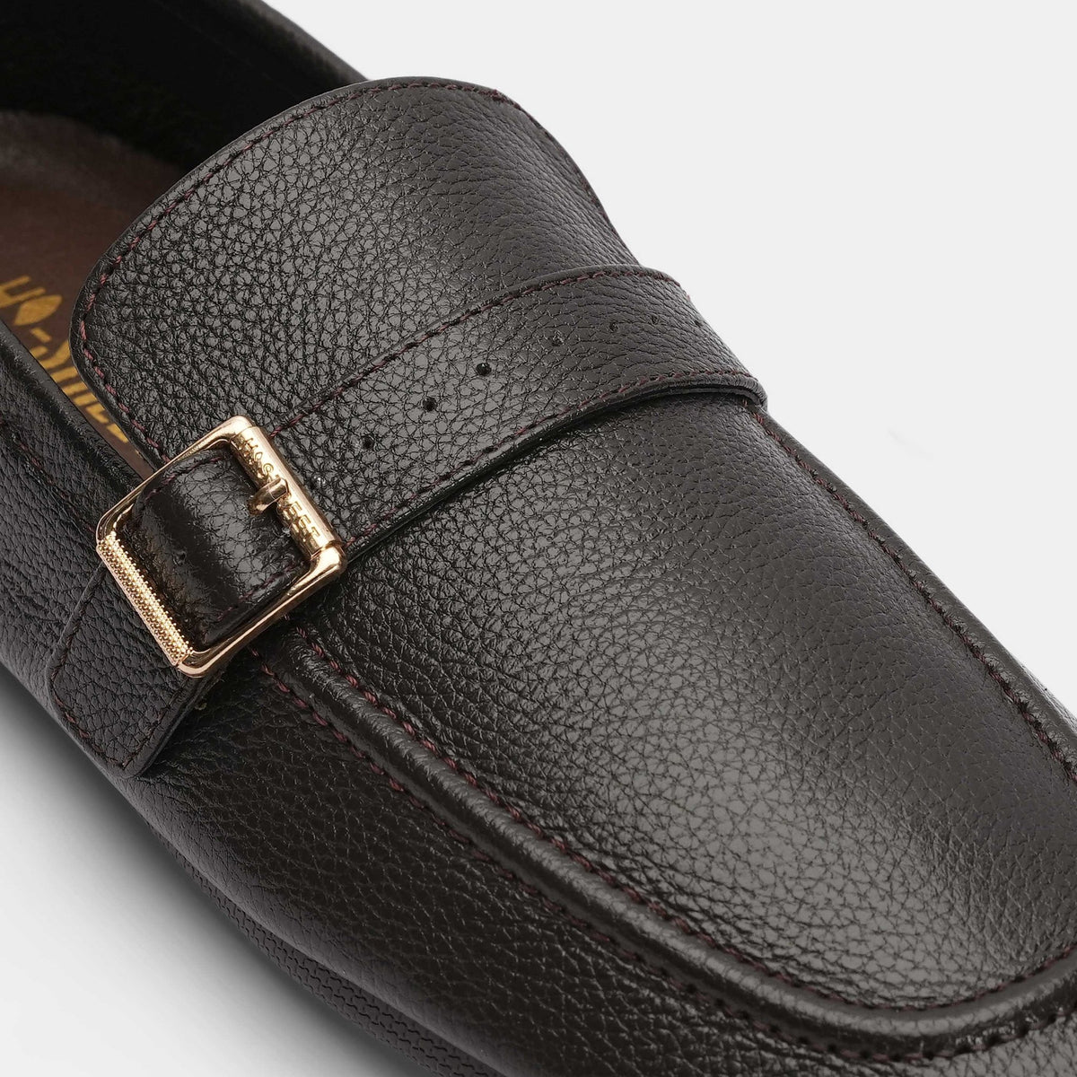 PEBBLE GRAIN BUCKLE LEATHER SHOE - Hi-Street