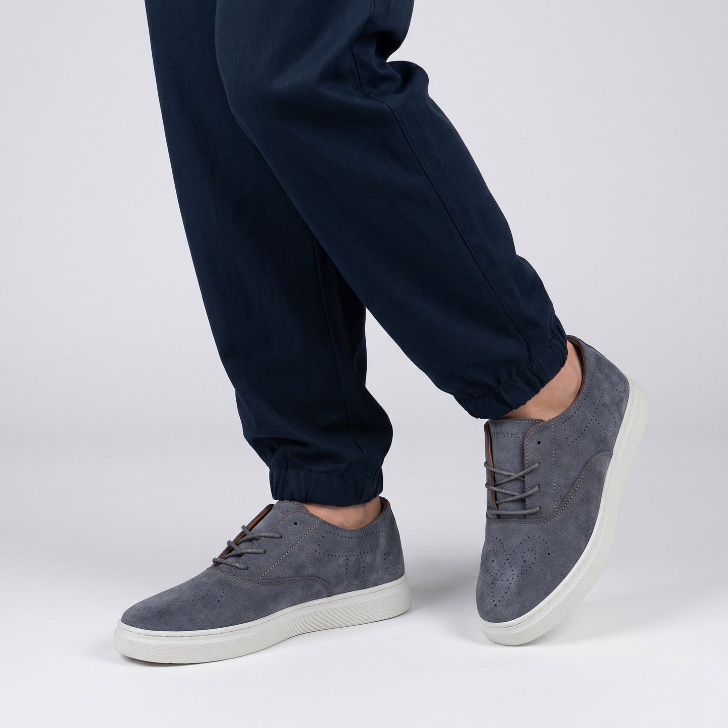 SUEDE LEATHER LACE UP SNEAKER - Hi-Street