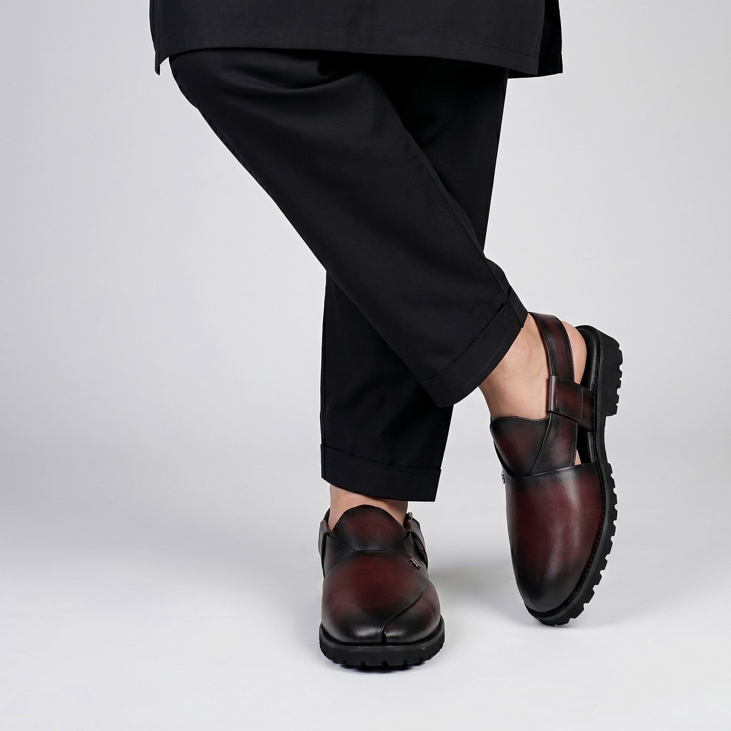 TWO TONE LEATHER SANDAL - Hi-Street
