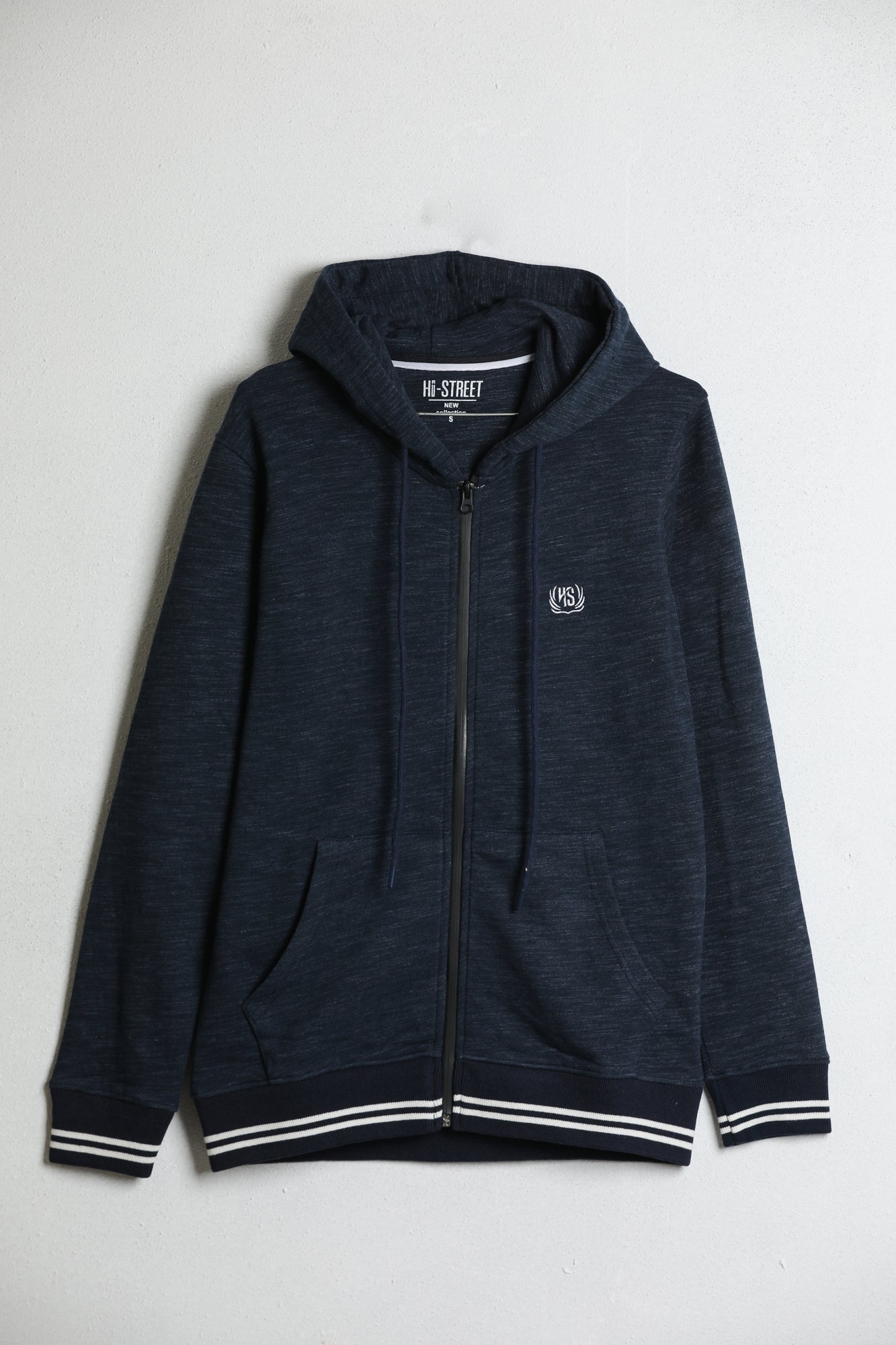 Sporty Zipper Hoodie