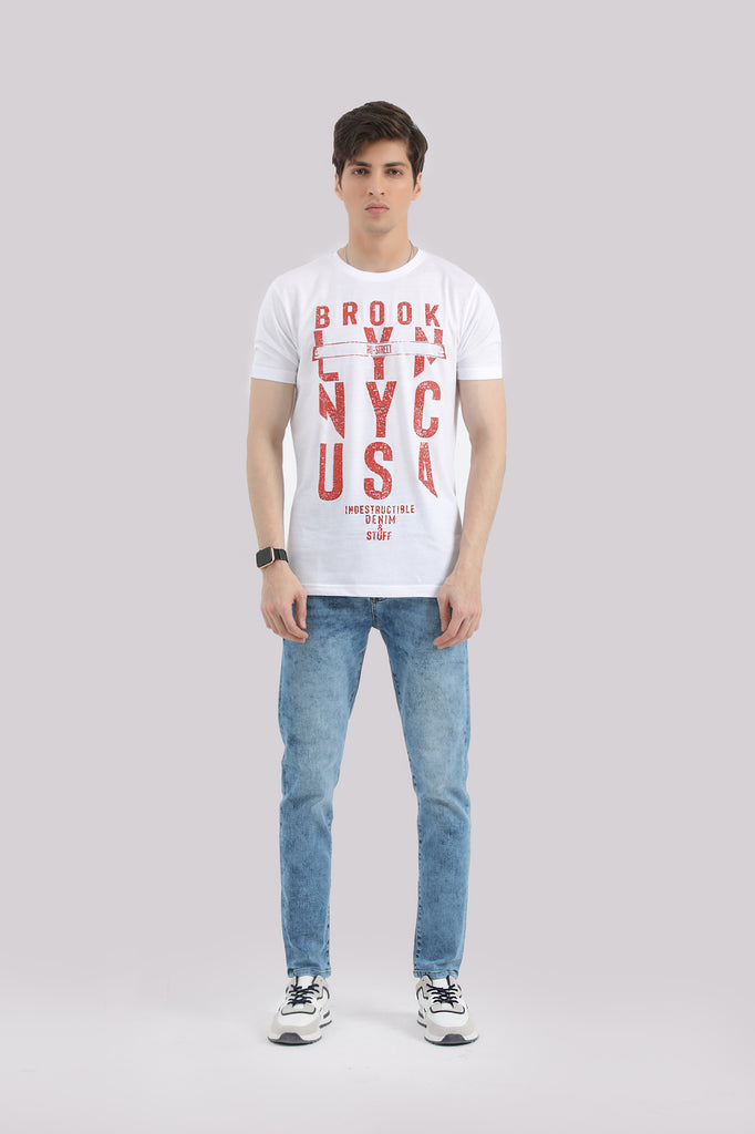 T-Shirt With Contrast Slogan