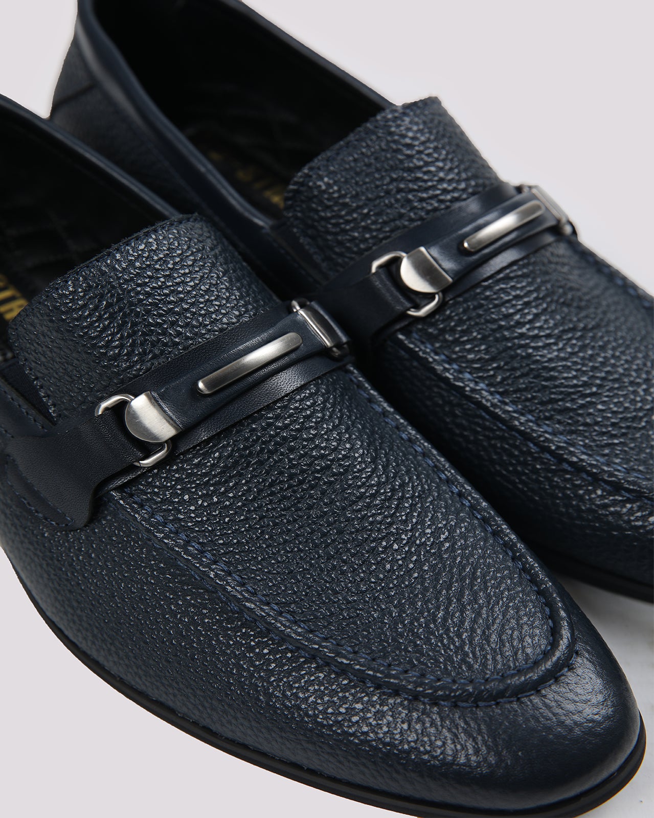 Buckle Detail Loafer Shoes