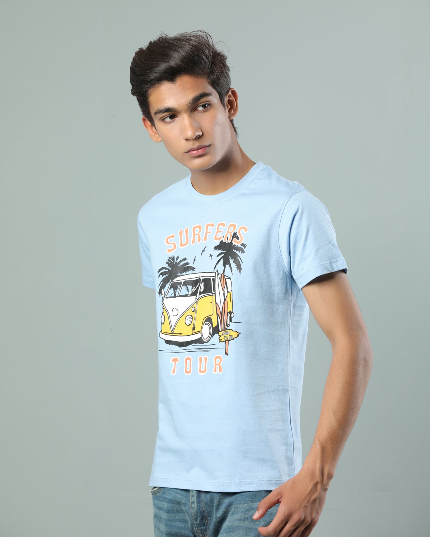 Surfers Graphic T-Shirt