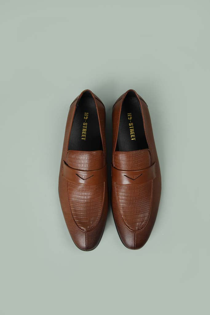 Brown Textured Leather Shoes