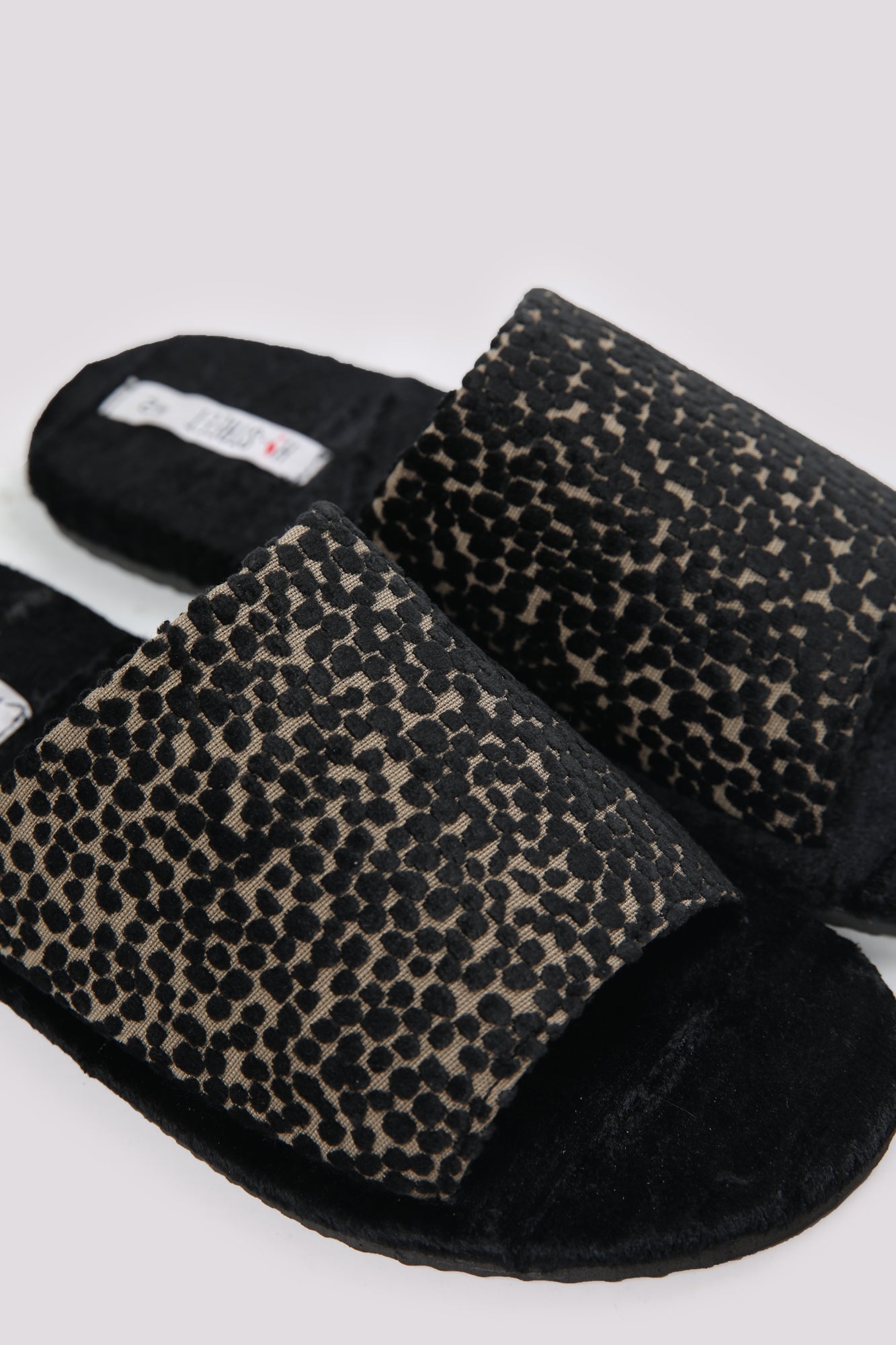 Contrast Soft Slipper